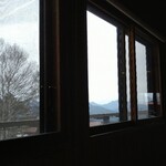 清泉寮本館レストラン - 今日は富士山が霞んでいます。