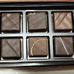 Chocolaterie&Bar ROND-POINT by Hirofumi Tanakamaru - 