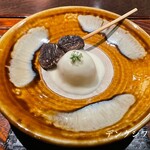 Denkushifurori - 一品目。蕪がトロけました。ソースは濃厚ですが、野菜そのものが生かされる絶妙なバランスでした。