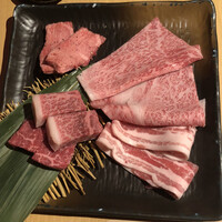 近江うし焼肉 にくTATSU 銀座店 - 
