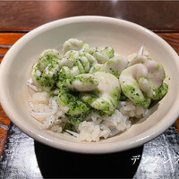デンクシフロリ - しらすごはんだけでも美味しかったのですが、上に乗せた白子とエスカルゴバターのソースが絶妙にマッチしています。