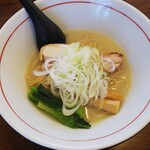 そうげんラーメン - 地鶏白湯ラーメン　950円（黒龍ストレート）