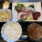 Shun・shusai eta - 刺身5種盛り定食