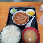 永井食堂 - もつ煮大盛定食