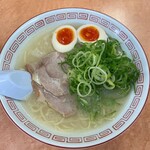 長浜ナンバーワン - 煮たまごラーメン(780)