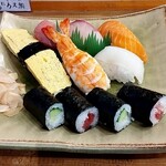 Sennari Zushi - ランチの並寿司
