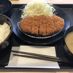 松のや - ロースかつ定食(¥590)