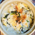 富田屋 - カニコース
      雑炊
      残しておいた蟹を混ぜて
      一味を振って