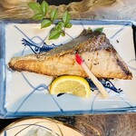 富田屋 - ブリ切み(焼もの)