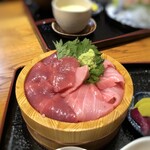 糸島海鮮食堂 そらり - ◆鮪がキレイ、中トロと赤身が盛られていて美味しそう。