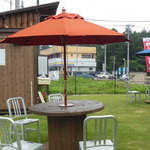 キッチン やさいの花 - 【キッチンやさいの花】は小さな小屋。商品はある程度出来ると店内で販売するみたい。