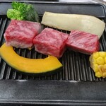 小豆島国際ホテル - 香川県産牛の鉄板焼き