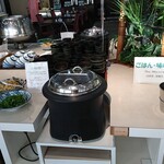 小豆島国際ホテル - ご飯・味噌汁コーナー