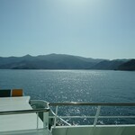 小豆島国際ホテル - フェリーから望む小豆島