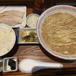 炭火焼濃厚中華そば 海富道 - 