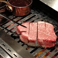 牛の達人 GINZA - シャトーブリアン  ホットショコラソース