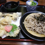 Sobadokoro Kinugasa - かき天ざる蕎麦