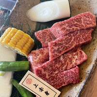 焼肉 しゃぶしゃぶ 石田屋。 北野坂店 - 
