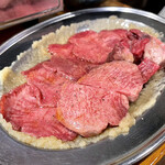 にんにく焼肉 プルシン - ＊タンミックス 1〜2人前（¥2,600）