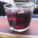 まるよし - 赤梅酒ロック（￥200）