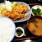 Tsuruya - から揚げ定食