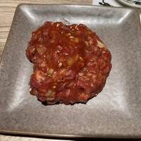 焼肉うしごろ 新宿三丁目店 - うしごろユッケ