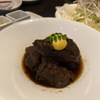 博多もつ鍋 やま中 赤坂店 - 牛ほほ肉の甘煮1,480円