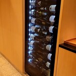 銀座 きた川 - 立派なワインセラー
