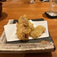 ダイナミックキッチン＆バー 響  西新宿野村ビル店 - 小烏賊と山菜天ぷら