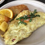 WOLFGANG PUCK Express - Breakfast. 4 Cheese Tomato Omelette