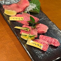 松阪牛炭火焼肉 東海亭 - 