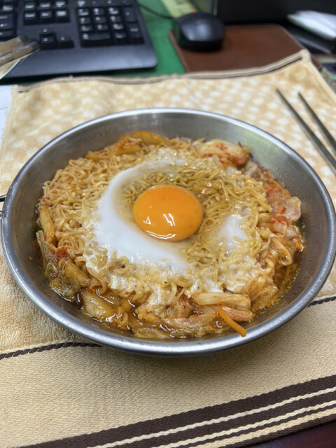 チキンラーメンひよこちゃんSHOP 通天閣わくわくランド内 - 恵美須町