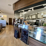 ディヴィヌ ヴァレー - 建物内観
カウンター＆ショーケース