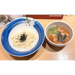 手延べうどん 水山 - 柚子胡椒の肉つけうどん