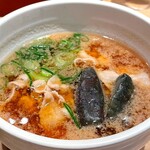 手延べうどん 水山 - 柚子胡椒の肉つけうどんのつけ汁