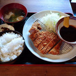 Butanoharebutai - 「豚カツソース定食」です。