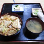 首藤屋 - あぶら麩丼