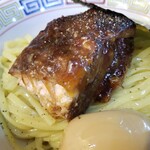 塩そば専門店 桑ばら - 黒胡椒豚角煮つけそば