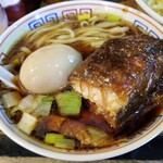 塩そば専門店 桑ばら - 黒胡椒豚角煮つけそば