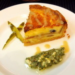 サンフォコン - イイダコ・キノコ・オリーブのキッシュ