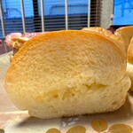 つるやパン - 断面