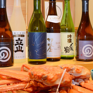 Please also enjoy sake from Hokuriku, which brings out the flavor of the sushi.