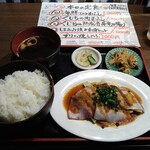 鯨の胃袋 - 本日の定食（ブリの焼きしゃぶ）