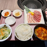 焼肉 桜咲 - ミックスランチ…1780円