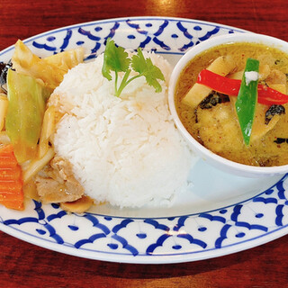 Thai Restaurant BASIL_1