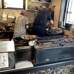 鳥峰うなぎ店 - ご夫婦仲良く