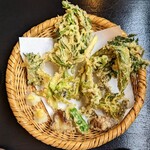 郷土料理ともん - 山菜の天ぷら