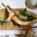 郷土料理ともん - 頭からバリバリっと