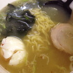 昌龍 - お！今日はゆで卵がまるまる一個入ってる！