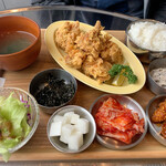 韓国料理 ホンデポチャ - フライドチキン